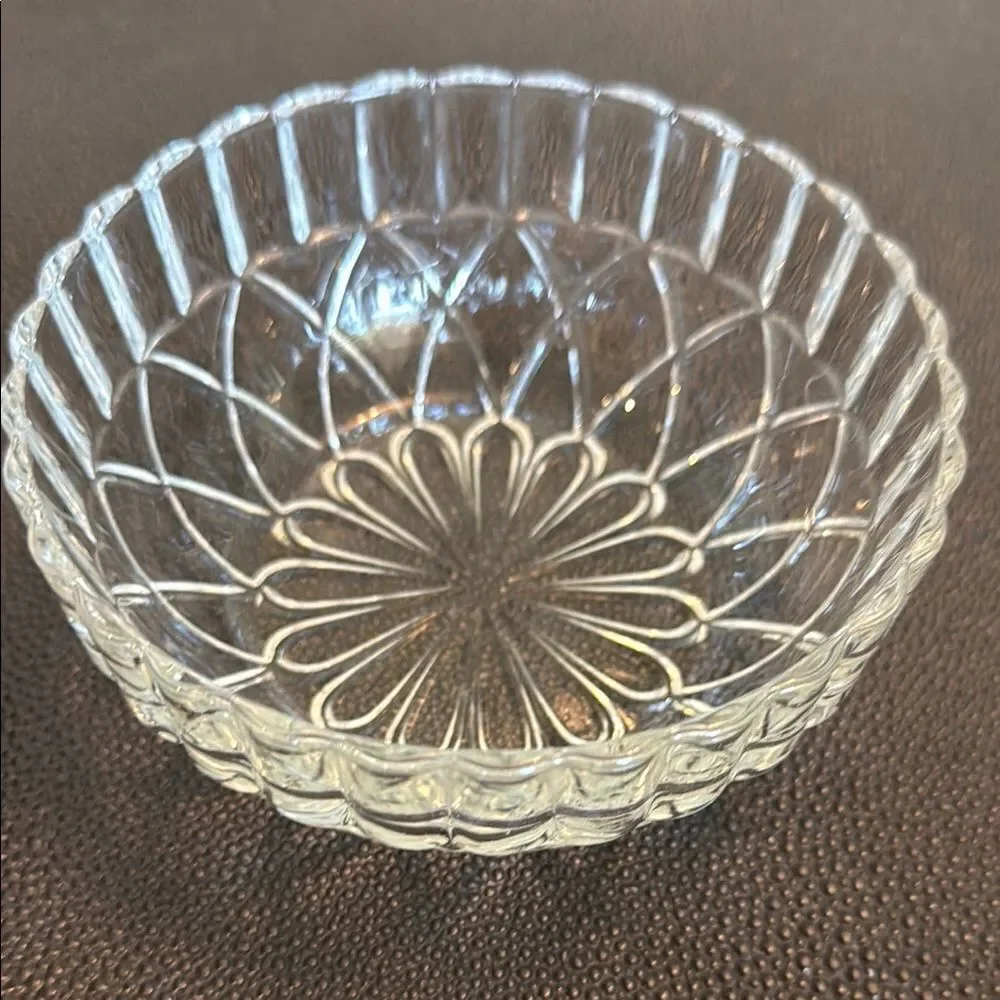 Elegant Glass Candy Dish or Trinket Box